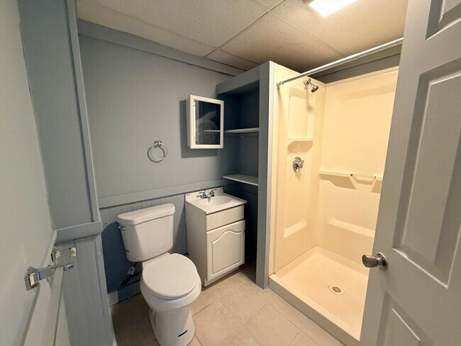 Building Photo - 22 Knowlton St