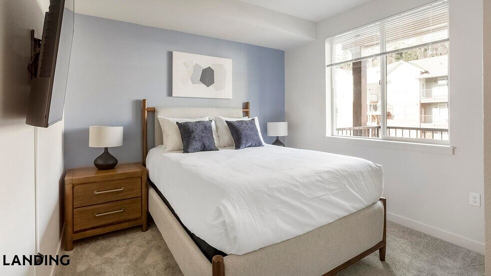 Building Photo - 17500 25th Ave NE