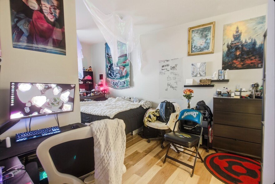 Building Photo - 228 W McMillan St