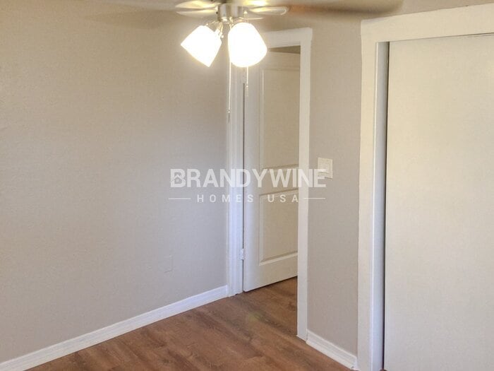 Building Photo - 828 E 145th Ave