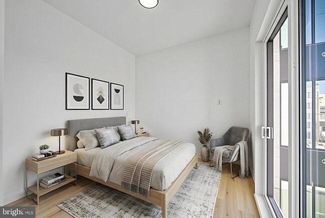 Building Photo - 710 Kennedy St NW