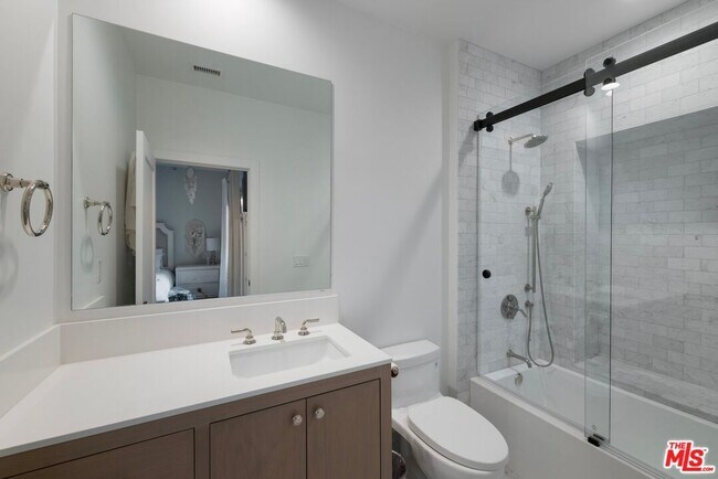 Building Photo - 4234 Prado De Los Pajaros