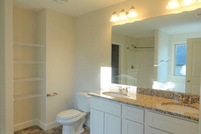 Building Photo - 2731 Millhone Dr