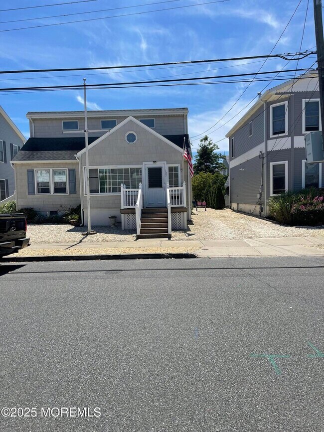Primary Photo - 102 Brown Ave