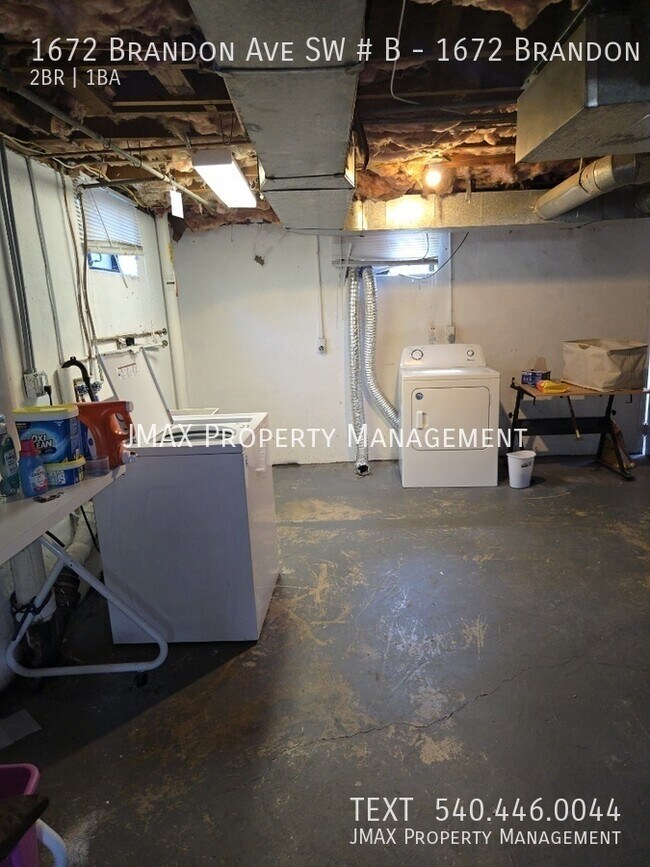 Building Photo - 1672 Brandon Ave SW