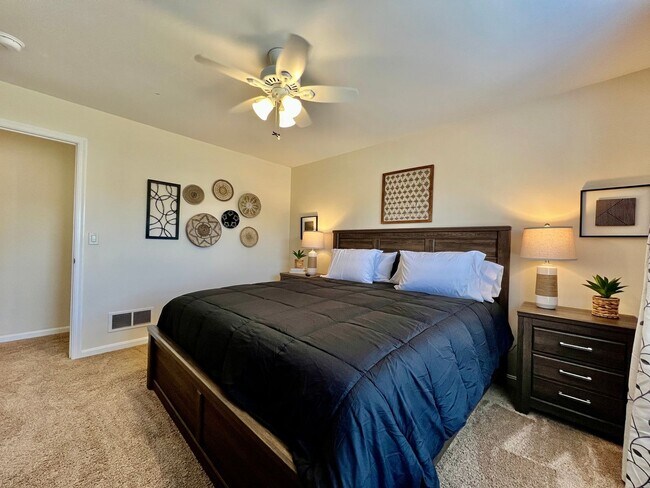 Building Photo - Large executive home in pool community Mason, Oh