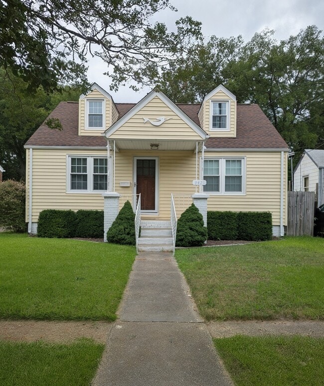 Building Photo - 9421 Phillip Ave