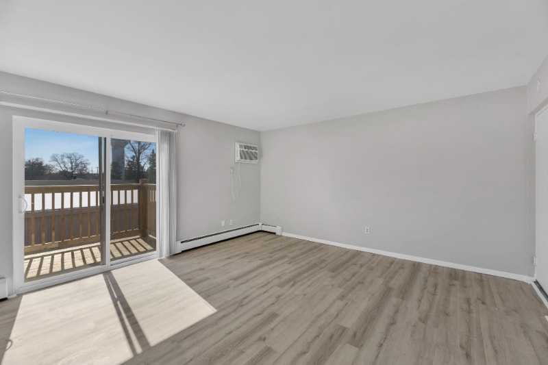 Building Photo - 930 Snider Rd