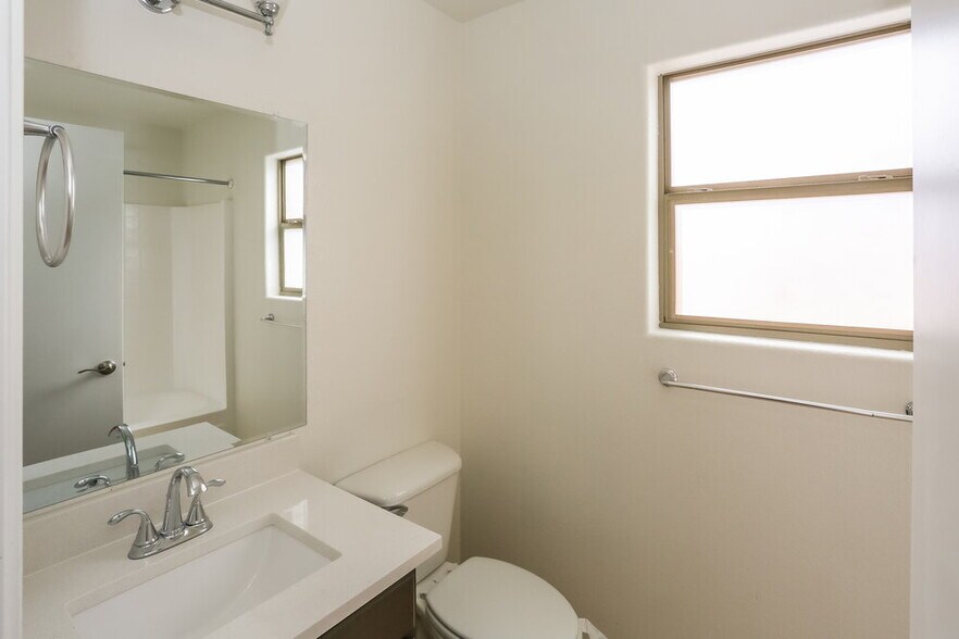 Building Photo - 13413 W Port Au Prince Ln