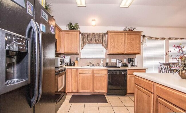 Building Photo - 4603 Causeway Ct