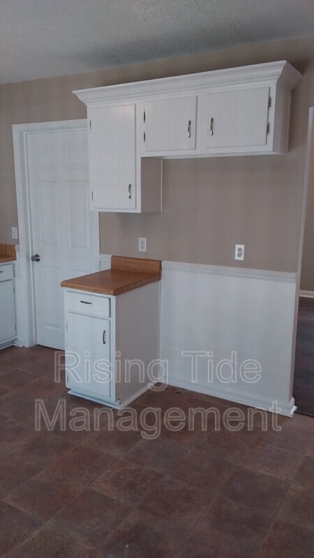 Building Photo - 5824 Balboa Terrace