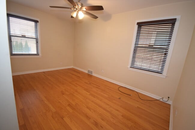 Building Photo - 5551 S Mason Ave