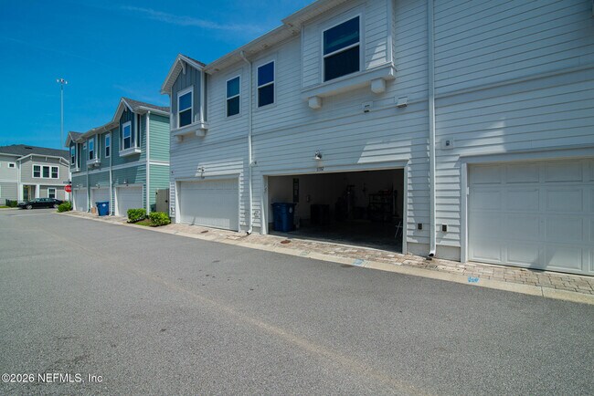 Building Photo - 11332 BREAKERS BAY Way