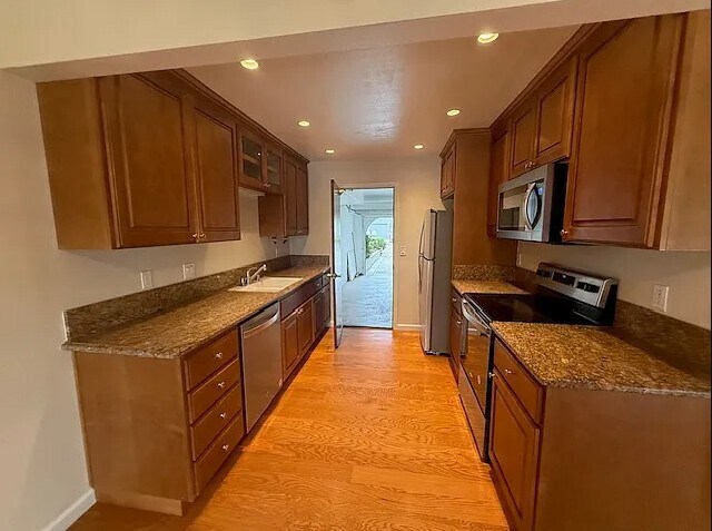 Building Photo - 112 Vineyard Ct