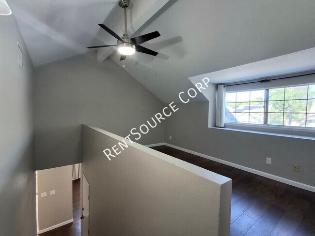 Building Photo - 23910 Clayton Ct