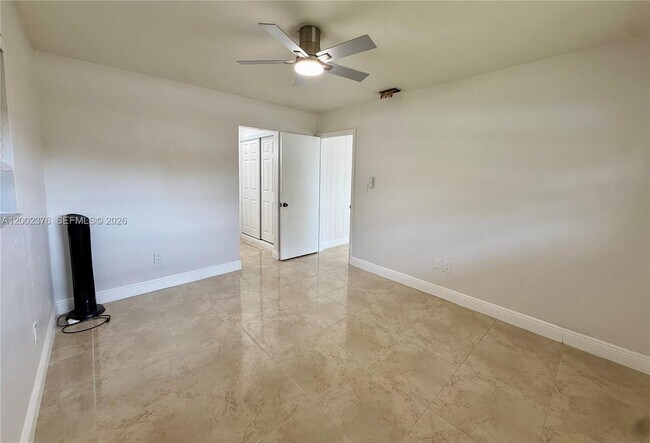 Building Photo - 6781 Garfield St