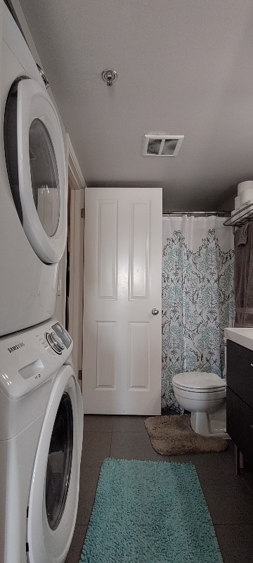 Building Photo - 530 Melrose Ave E