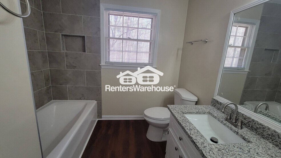 Building Photo - 4360 Melanie Woods Dr