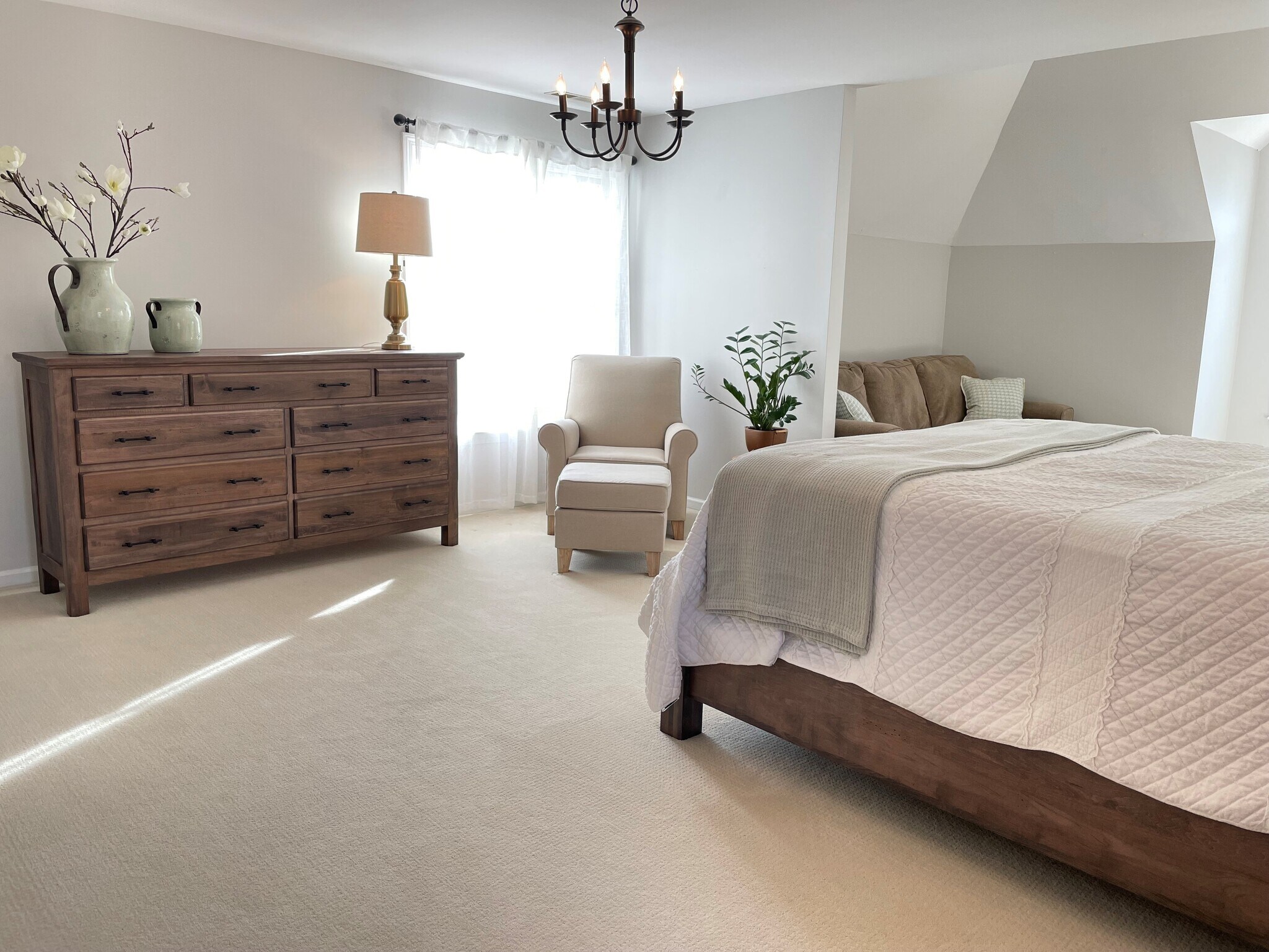 Master Bedroom - 5 Jenny Rdg