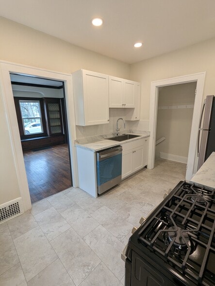 Building Photo - 1510 Wood Rd