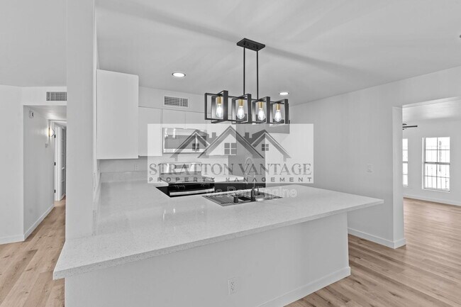 Building Photo - 7428 E Carol Cir