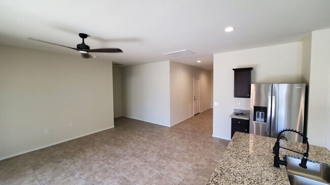 Building Photo - 19 solar panels for low electric bill!