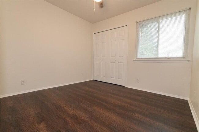 Building Photo - 10604 Lanshire Dr