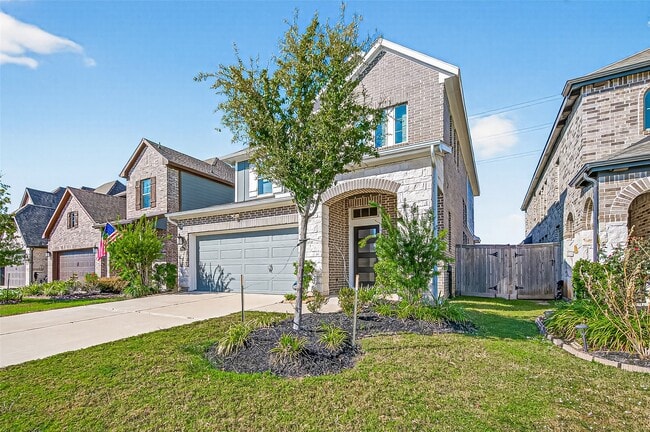 Building Photo - 23754 Pullin Market Dr