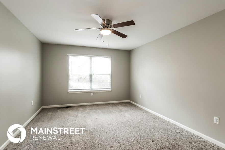 Building Photo - 2105 Paddle Wheel Dr