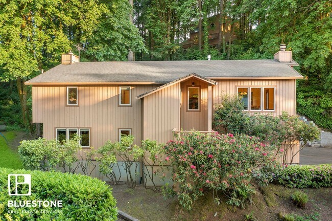 Building Photo - Beautiful 4 bedroom home in Palisades Neighborhood of Lake Oswego!