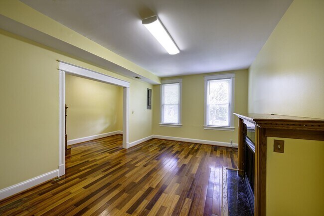 Building Photo - 5518 13th St NW