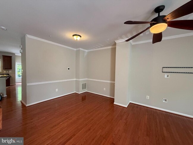 Building Photo - 10292 Chestnut Park Ln