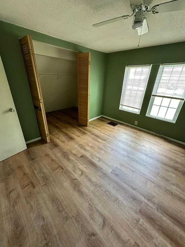 Building Photo - 5942 IL-162