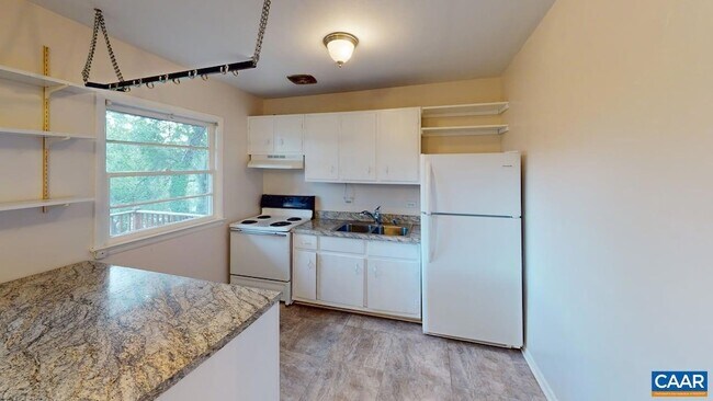 Building Photo - 130 Apple Tree Rd