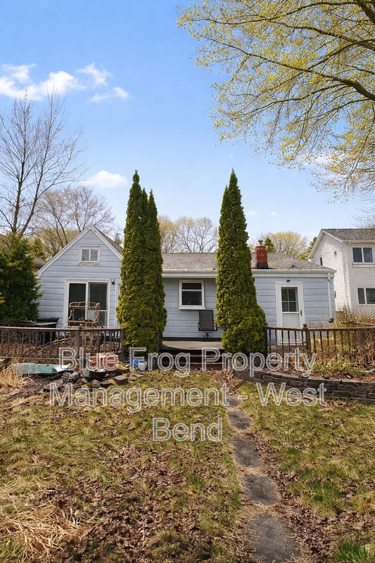 Building Photo - N4527 County Road E