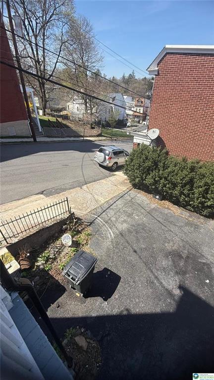 Building Photo - 1132 Mahantongo St