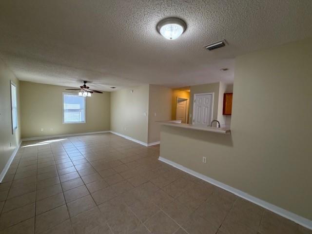 Building Photo - 6644 Belwood Dr E