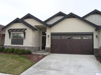 Building Photo - 2576 E Hidden Crk St