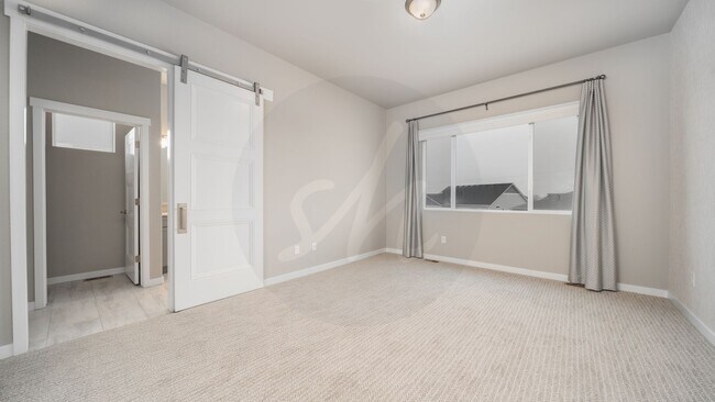 Building Photo - 55+ Gated Community at The Retreat at Banning Lewis