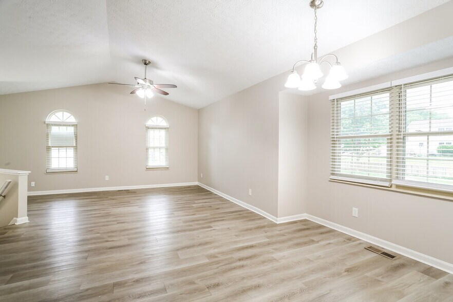 Building Photo - 3726 Mountshannon Rd