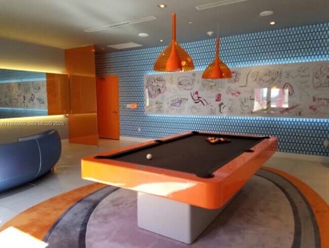 Building Photo - 31 SE 6th St