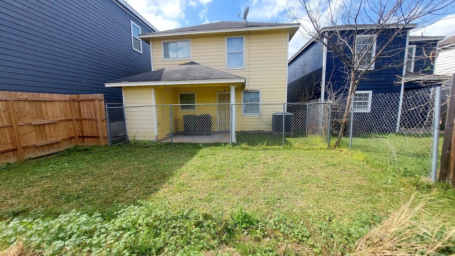 Back of Home, Fenced In, Covered Patio, Locked Storage Shed - 2300 Abernathy St