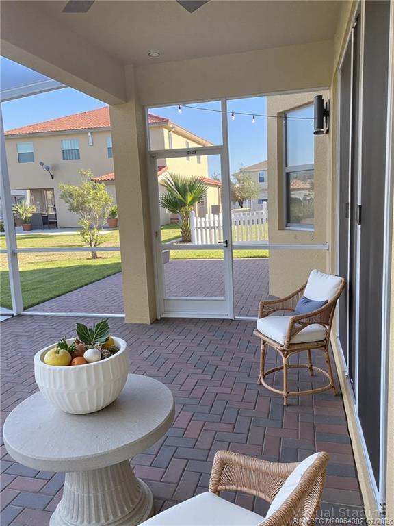 Building Photo - 11239 SW Barton Way