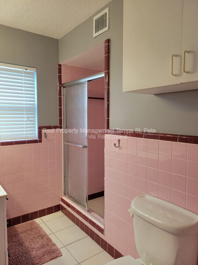 Building Photo - 2106 N Overbrook Ave