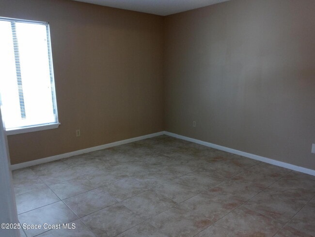 Building Photo - 3550 Sable Palm Ln