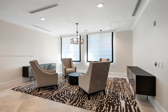 Building Photo - 610 W Las Olas Blvd