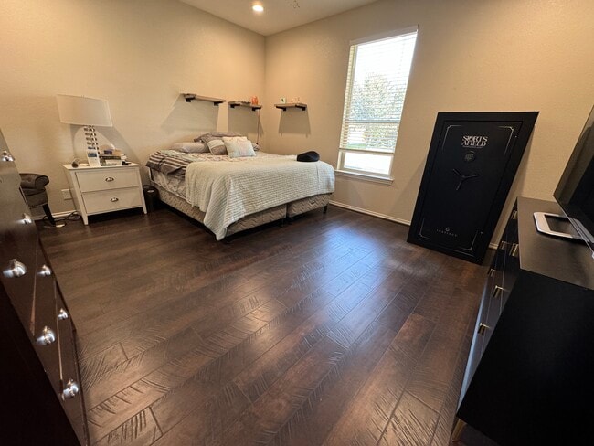 Building Photo - 5305 Wimberley Spring Ct