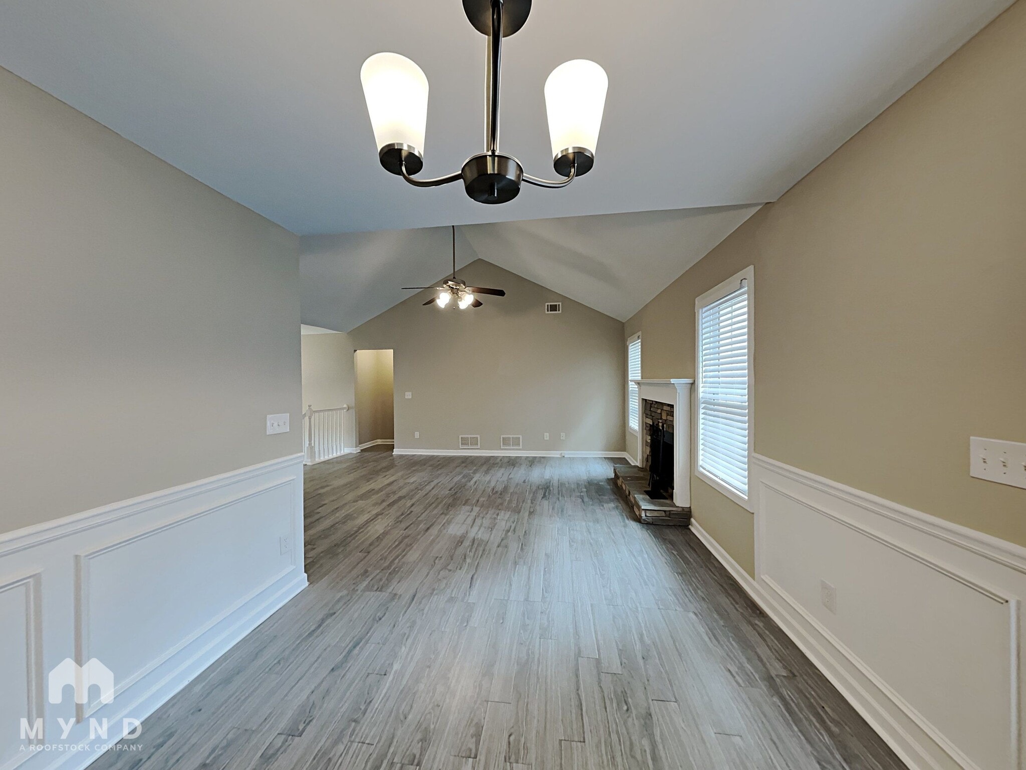 Building Photo - 205 Ivy Ct