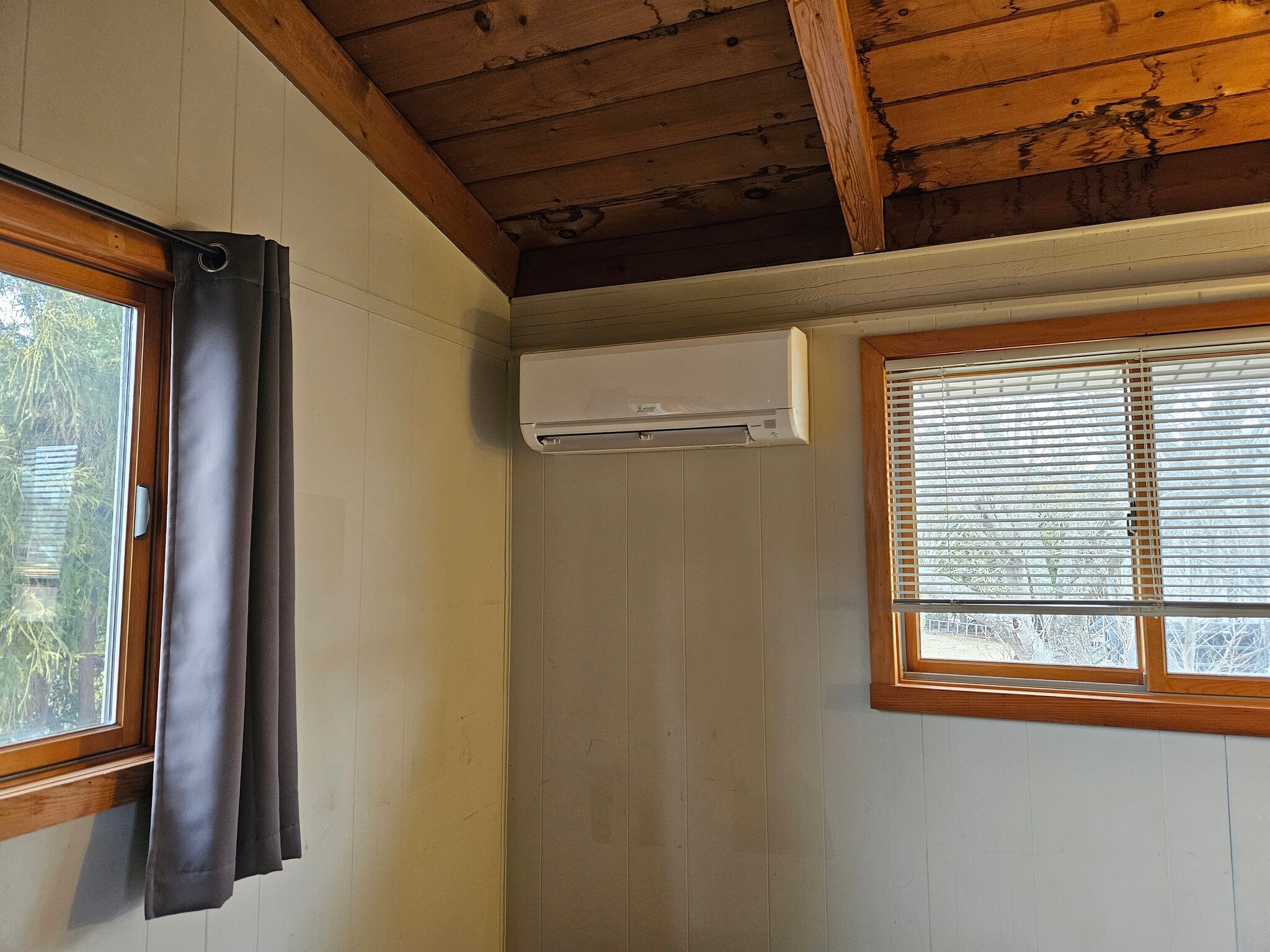 Mini split A/C and heat - 3 Dubois Dr