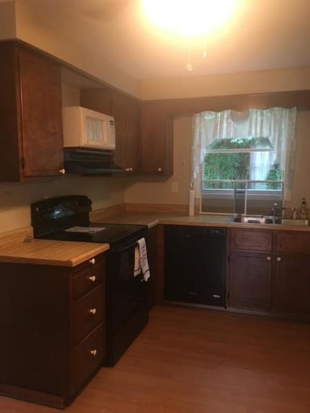 Building Photo - 1293 Manor Dr
